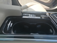 afbeelding 2: een ingebouwd schuifdak of vouwdak in een Jaguar XF 