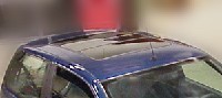 afbeelding 1: een ingebouwd schuifdak of vouwdak in een Lancia Ypsilon 