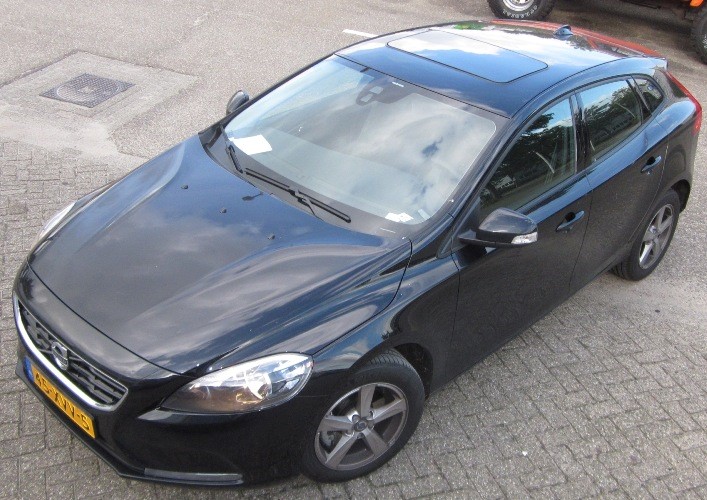 V40 